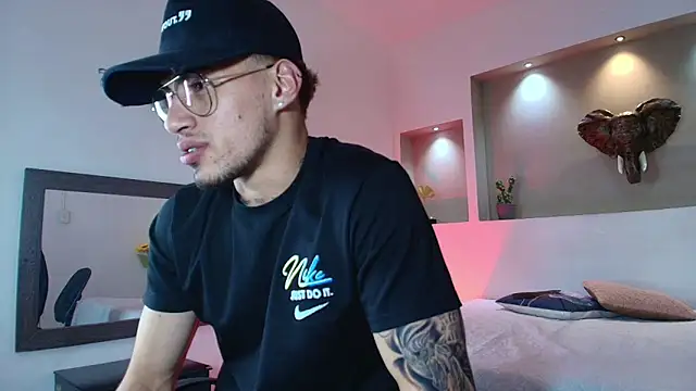 austin collinss online show from January 2025 07:26:01 AM