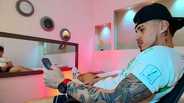 austin collinss online show from January 2025 02:30:02 PM