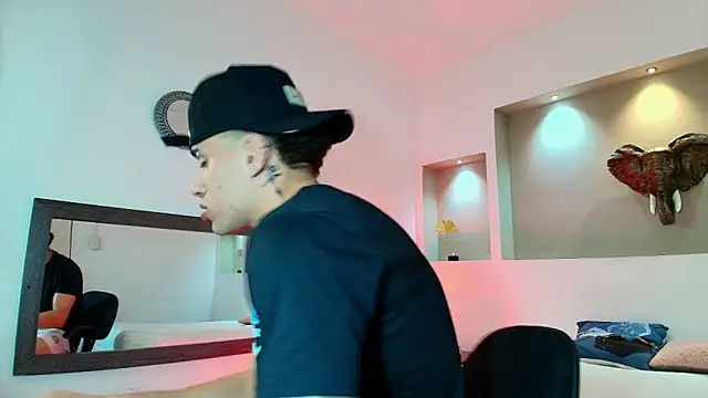 austin collinss online show from January 2025 02:11:01 AM