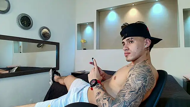 austin collinss online show from February 2025 08:46:02 AM