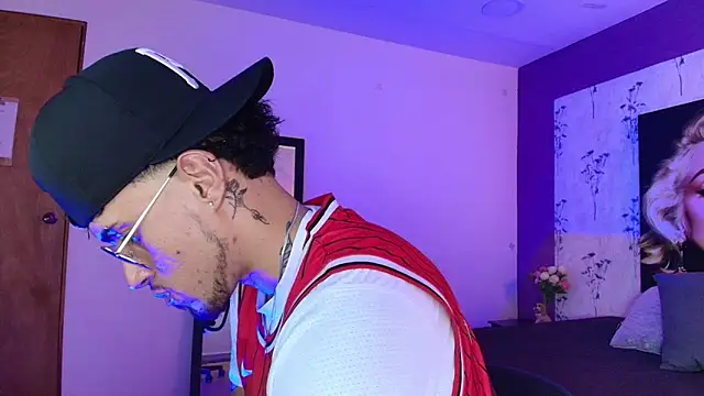 austin collinss online show from March 2025 03:32:02 AM