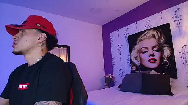 austin collinss online show from March 2025 05:52:02 AM