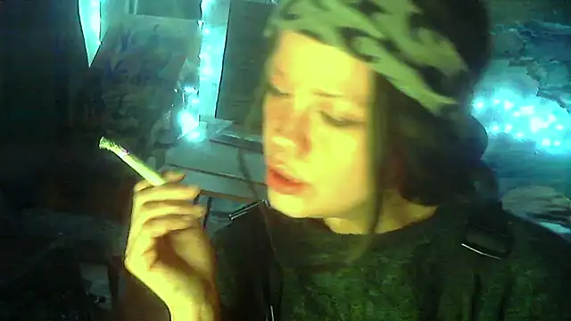 Snapshot of iva_spirit chatting on February 2025 10:41:01 PM iva spirit online show from February 2025 10:41:01 PM