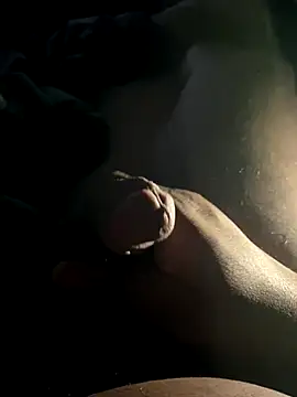 Snapshot of Sexiiiiii97_ chatting on December 2024 09:00:01 AM Sexiiiiii97 online show from December 2024 09:00:01 AM