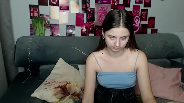 MilanaRoza online show from October 2025 05:01:01 PM