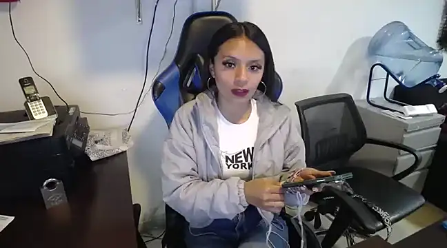 Natashax Hot online show from February 2025 03:10:02 PM