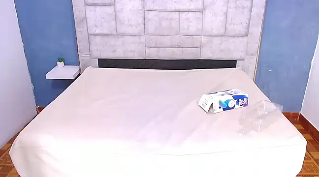 Eban Dustan online show from December 2024 12:13:01 AM