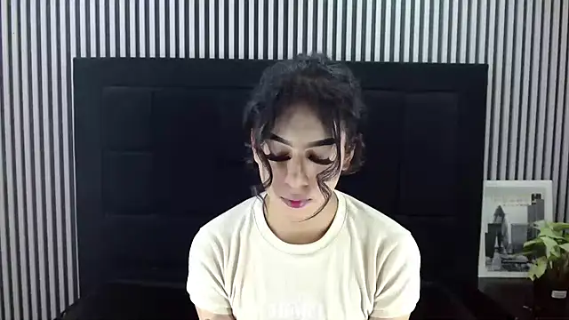 Eban Dustan online show from September 2025 04:39:02 AM