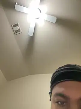 Snapshot of cumwatch3376 chatting on December 2024 05:44:01 PM cumwatch3376 online show from December 2024 05:44:01 PM