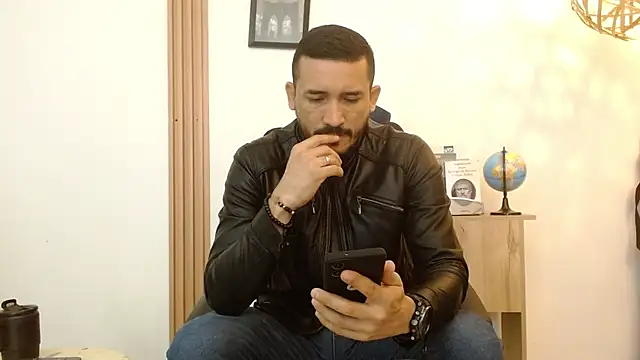 Reiko 85  online show from September 2025 02:33:02 PM