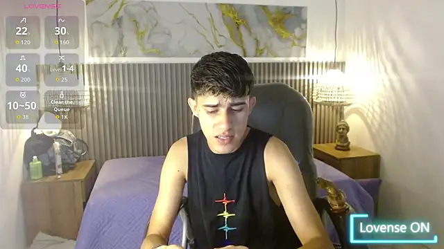 Snapshot of Dyla_n18 chatting on October 2025 09:35:01 PM Dyla n18 online show from October 2025 09:35:01 PM