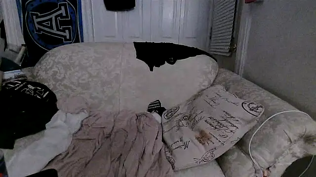 Marksoyer online show from October 2025 03:48:02 AM