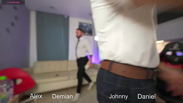 Snapshot of Alex_xxx chatting on September 2025 02:40:02 PM Alex xxx online show from September 2025 02:40:02 PM