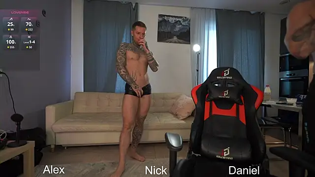 Snapshot of Alex_xxx chatting on September 2025 12:43:02 PM Alex xxx online show from September 2025 12:43:02 PM