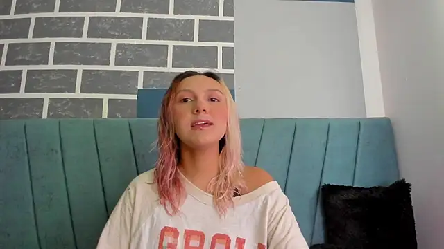 Snapshot of Alterego1__ chatting on October 2025 11:44:01 AM Alterego1 online show from October 2025 11:44:01 AM