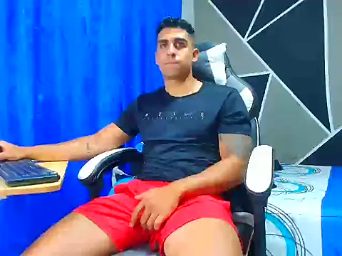 astrom greyy online show from September 2025 07:51:02 PM