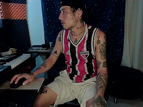 Snapshot of patrik_tattoo_ chatting on February 2025 03:23:01 AM patrik tattoo online show from February 2025 03:23:01 AM