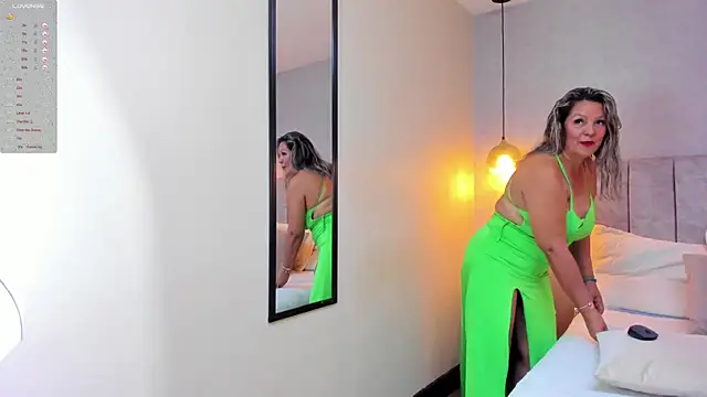 tutu milf online show from January 2025 07:13:02 PM