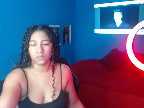 Snapshot of bellacrespalatina chatting on November 2025 04:05:01 PM bellacrespalatina online show from November 2025 04:05:01 PM