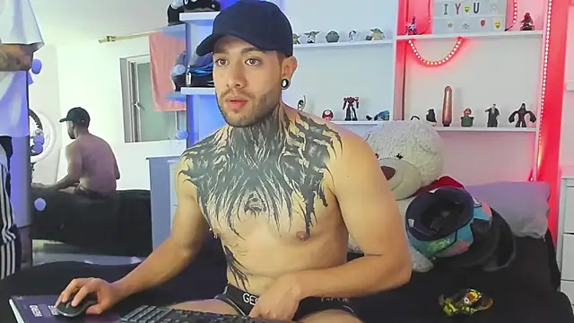 Snapshot of _tatho_perovich_ chatting on December 2024 05:12:01 AM tatho perovich online show from December 2024 05:12:01 AM