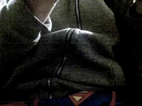 Snapshot of frank32love chatting on December 2024 04:39:01 AM frank32love online show from December 2024 04:39:01 AM