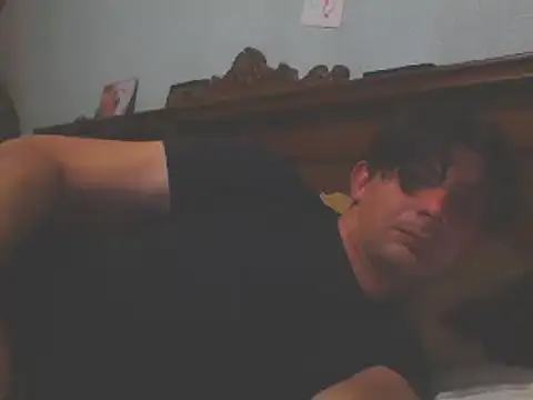 Snapshot of frank32love chatting on January 2025 05:47:02 AM frank32love online show from January 2025 05:47:02 AM