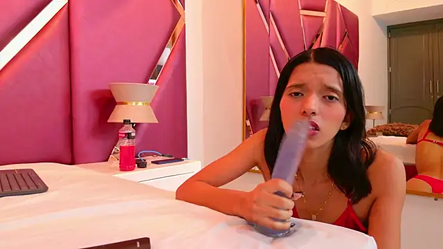 Snapshot of RebecaRelish chatting on December 2024 06:56:02 AM RebecaRelish online show from December 2024 06:56:02 AM