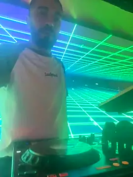 Snapshot of djtimka chatting on October 2025 07:15:01 PM djtimka online show from October 2025 07:15:01 PM