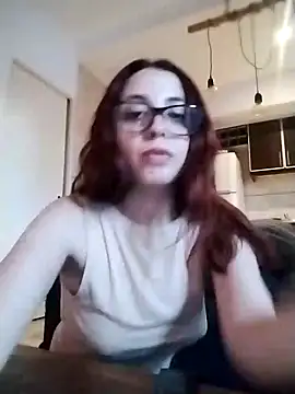 maipilu online show from February 2025 09:57:01 PM