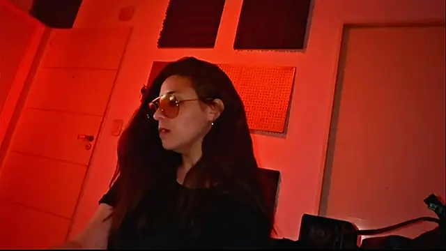 maipilu online show from October 2025 01:50:01 AM