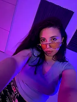 maipilu online show from November 2025 03:40:02 AM