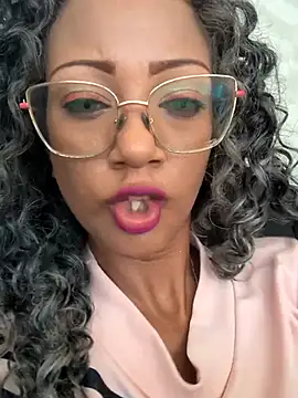 Amaliu  online show from March 2025 08:56:01 PM