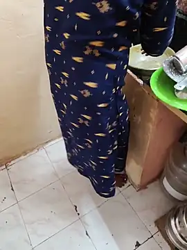 Snapshot of tncute_callboyi chatting on October 2025 05:44:02 AM tncute callboyi online show from October 2025 05:44:02 AM