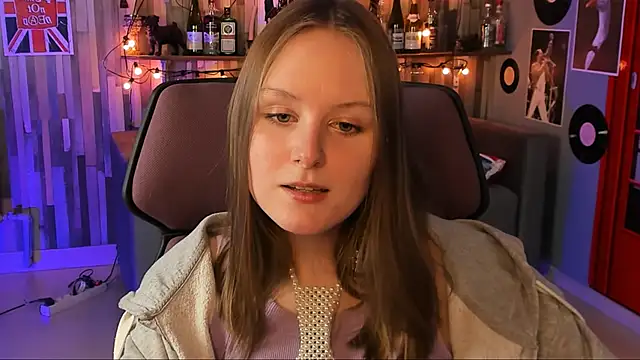 VivienLeeigh online show from December 2024 07:28:01 PM