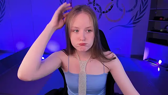 VivienLeeigh online show from December 2024 09:06:02 AM
