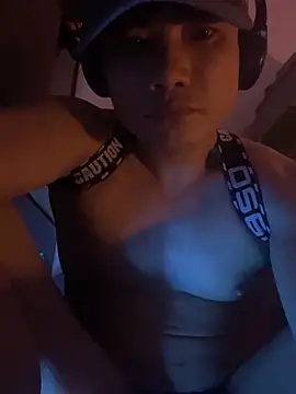 Snapshot of TaiwanSlutBitch chatting on December 2024 07:03:01 AM TaiwanSlutBitch online show from December 2024 07:03:01 AM