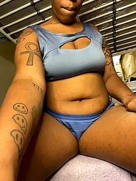 Snapshot of MsSapPhire500 chatting on October 2025 05:52:02 AM MsSapPhire500 online show from October 2025 05:52:02 AM
