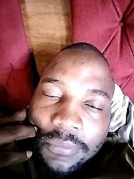 Snapshot of Xolanintuli1 chatting on November 2025 11:10:02 AM Xolanintuli1 online show from November 2025 11:10:02 AM