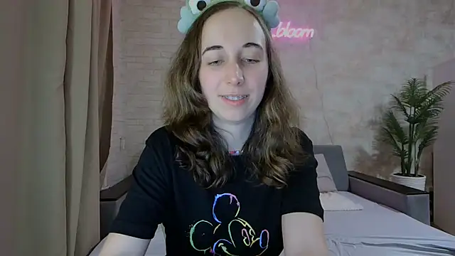 Anika bloom online show from February 2025 11:13:01 PM