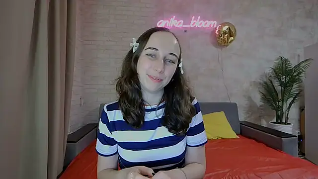 Anika bloom online show from February 2025 02:47:02 AM