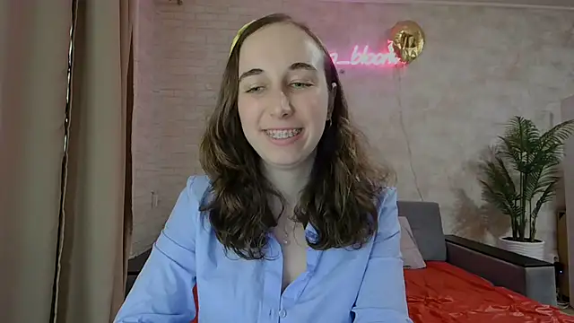 Anika bloom online show from March 2025 08:13:02 AM