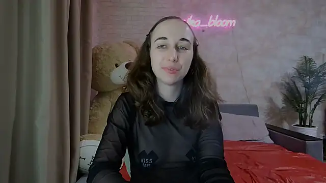 Anika bloom online show from March 2025 12:47:01 AM