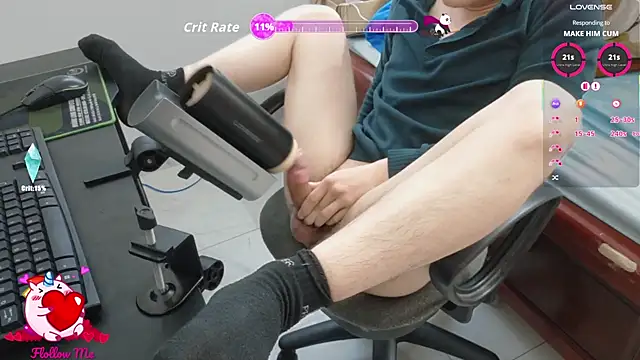 Snapshot of MIXEMKUTAKO chatting on November 2025 04:57:01 AM MIXEMKUTAKO online show from November 2025 04:57:01 AM