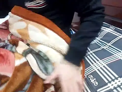 Snapshot of MIXEMKUTAKO chatting on November 2025 12:02:01 AM MIXEMKUTAKO online show from November 2025 12:02:01 AM