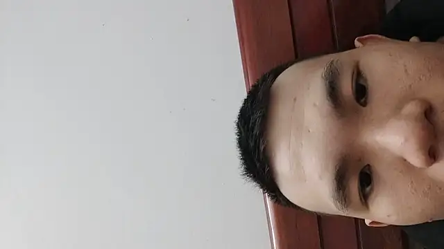 Snapshot of MIXEMKUTAKO chatting on November 2025 12:18:01 PM MIXEMKUTAKO online show from November 2025 12:18:01 PM