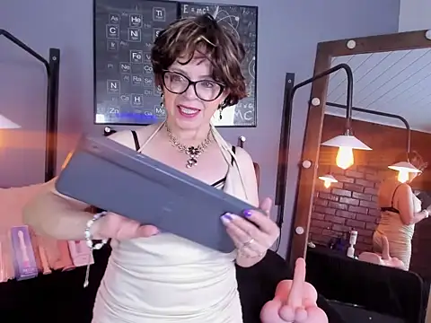 Samantha mature56 online show from September 2025 03:11:01 AM