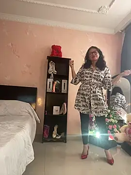 Sharongirl07 online show from February 2025 01:03:02 PM