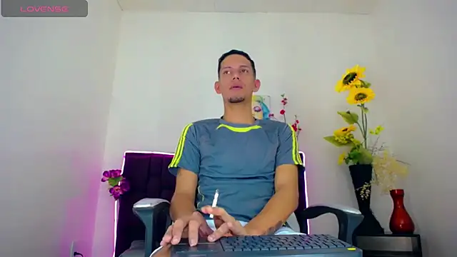 kevin  fox  online show from February 2025 07:32:02 PM