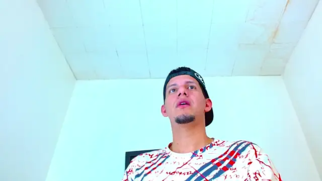 kevin  fox  online show from October 2025 07:09:02 PM