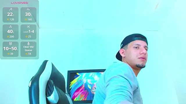 kevin  fox  online show from October 2025 07:13:01 PM